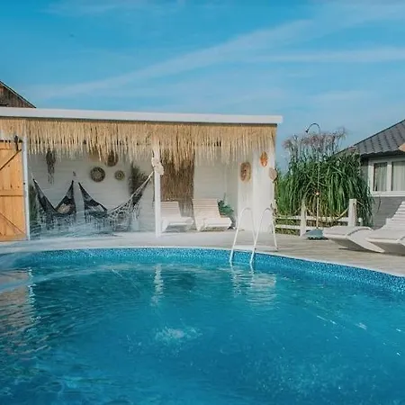 Maciejka Jaktstuga Rusinowo (Slawno)